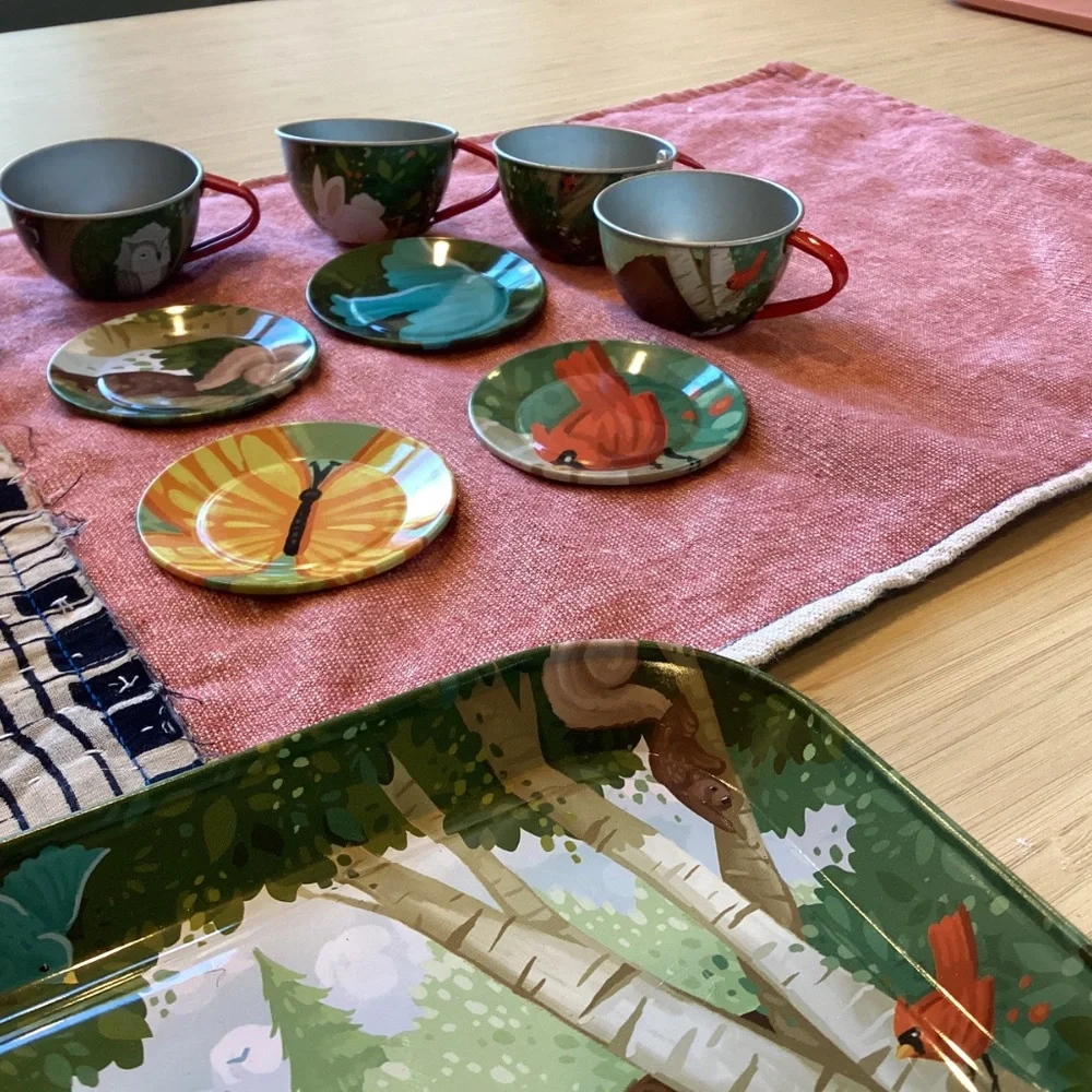 HearthSong Tea Set - Picture 4 of 7